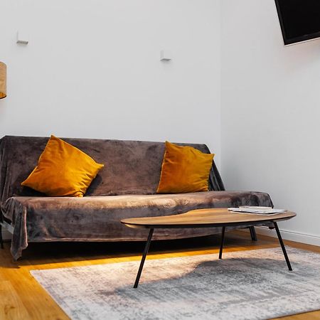 Well Located Cozy Place Lviv Exterior foto